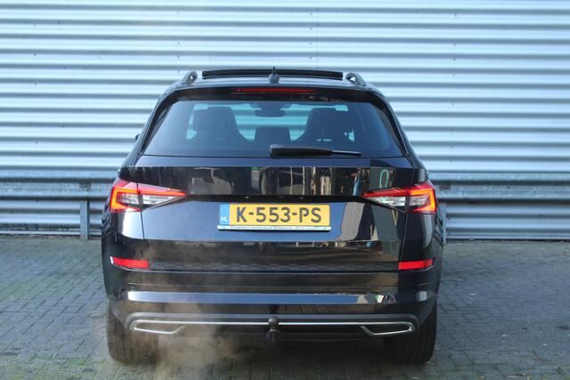 Skoda Kodiaq 1.5 TSI 150pk Sportline Business 7p. DSG7 NL-Auto NAP Panoramadak Clima Cruise Navi Camera Canton LMV Stoelverwarming Trekhaak 1800kg
