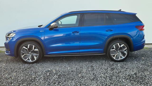 Skoda Kodiaq 1.5 TSI PHEV Sportline Business Zeer compleet - Head up - Treeplanken - Elektrisch Panorama dak - Trekhaak - Comfort pakket - Familie pakket - Parkeer pakket - Winter pakket
