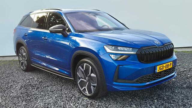 Skoda Kodiaq 1.5 TSI PHEV Sportline Business Zeer compleet - Head up - Treeplanken - Elektrisch Panorama dak - Trekhaak - Comfort pakket - Familie pakket - Parkeer pakket - Winter pakket