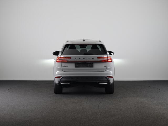 Skoda Kodiaq 1.5 TSI PHEV Sportline Business 204pk | Trekhaak | Panoramadak | Light & View pakket