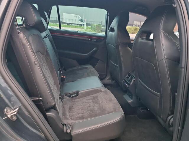 Skoda Kodiaq 1.5 TSI Sportline Business 7p. / AUTOMAAT/ TREKHAAK/ CAMERA/ PARK. SENSOREN/ ADAPT. CUIRSE/ STOELVERWARM./ LED/ VIRTUAL COCKPIT/ GETINT GLAS/ 20" LMV