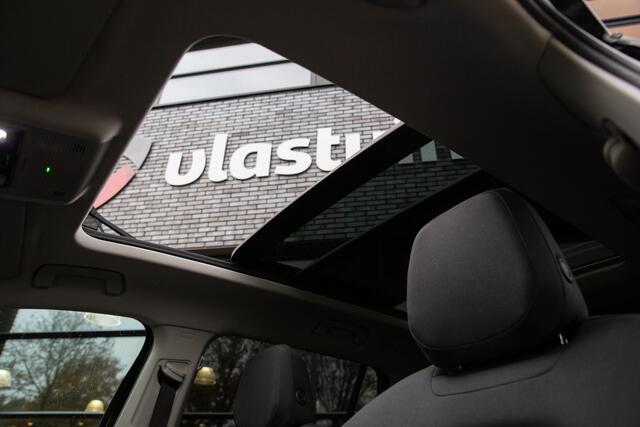 Skoda Kodiaq 1.5 TSI MHEV Business Edition 7p. , Panoramadak, Adap. cruise, Sfeerverlichting,