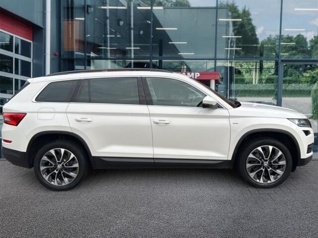 Skoda Kodiaq 2.0 TDI DSG AMBITION 4X4 PANO-DAK/TREKHAAK/CAMERA/NAVI/ACC/STOELVERW