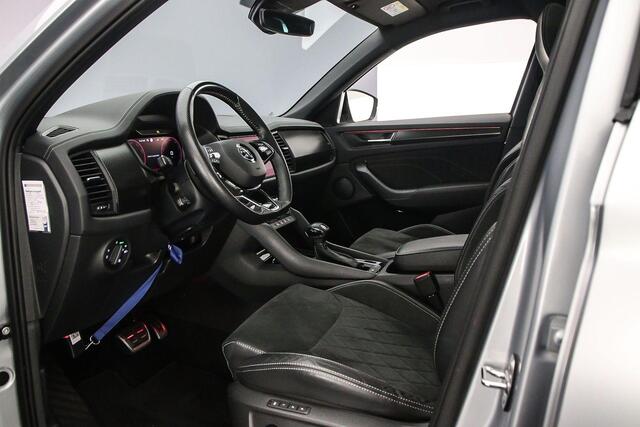Skoda Kodiaq Sportline Business 7p. 1.5 TSI 150pk DSG Automaat Trekhaak, 3e zitrij, Navigatie, Panoramadak, Adaptive cruise control, Achteruitrijcamera, LED matrix koplampen
