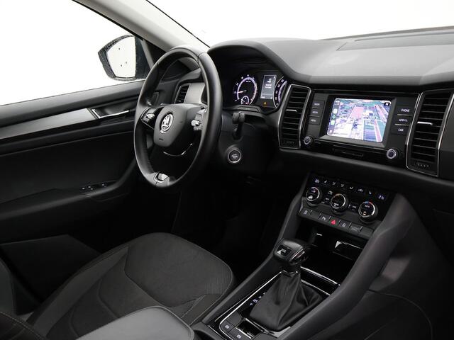 Skoda Kodiaq 1.5 TSI 150 PK DSG 7-PERSOONS + TREKHAAK | APPLE CARPLAY | STUUR / STOELVERWARMING