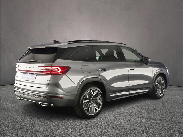 Skoda Kodiaq Sportline Business 1.5 TSI PHEV 204pk DSG Automaat Trekhaak, Panoramadak, Verwarmde voorruit, CANTON audio, Adaptive cruiese control, Achteruitrijcamera