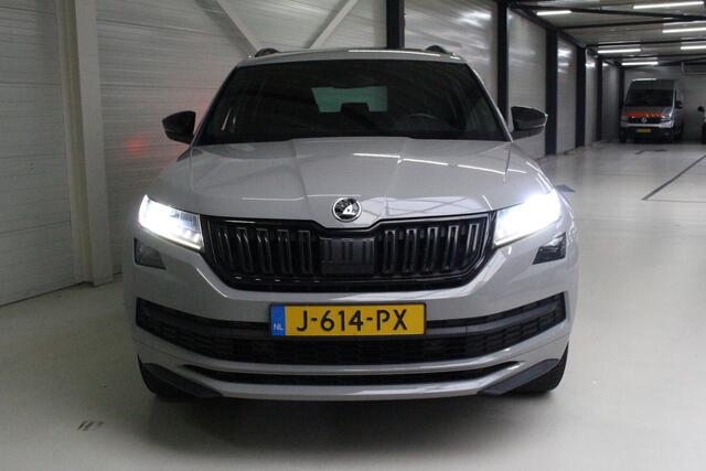 Skoda Kodiaq 1.5 TSI Sportline Business 7p. Navigatie | Panoramadak | Trekhaak | El. stoelverstelling | Camera