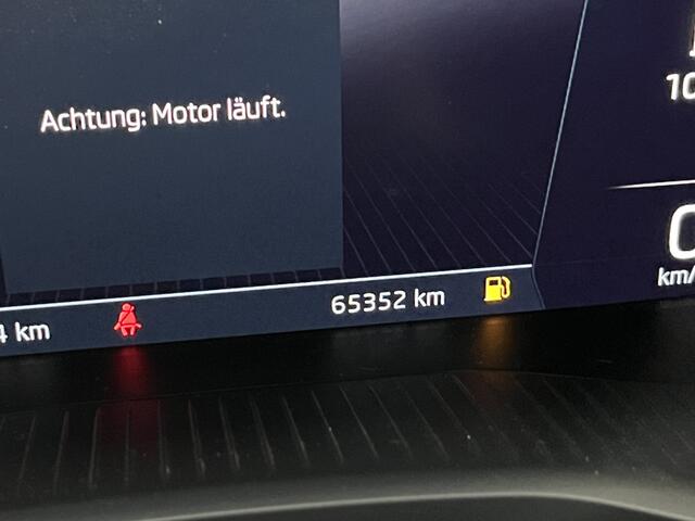 Skoda Kodiaq 1.5 TSI Ambition / CAMERA/ PARK. SENSOREN/ KEYLESS/ LED/ ELEK. ACHTERKLEP/ KEYLESS/ SMARTLINK/ STOELVERWARM./ ADAPT. CRUISE/ TRAVEL ASSIST/ NAVI/ CLIMA/ DAB/ 17" LMV