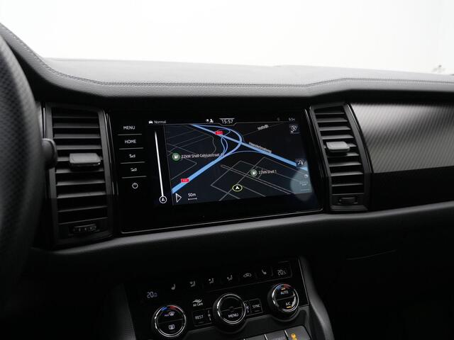 Skoda Kodiaq 1.5 TSI 150 pk DSG Sportline Business | Panoramadak | Trekhaak | Navigatie Columbus | Geheugenstoel | Leder/alcantara | Matrix LED