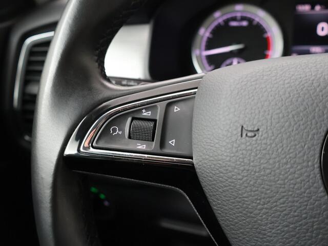 Skoda Kodiaq 1.5 TSI Ambition Business | 150 PK | Automaat | Trekhaak | Stoelverwarming | Navigatie