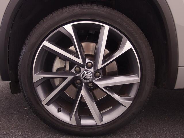 Skoda Kodiaq 2.0 TSI 4x4 Sportline Business TREKHAAK / PANORAMADAK / FULL LED / CAMERA / CANTON / KEYLESS / STOELVERW / SFEER / NL-AUTO / 1STE EIG