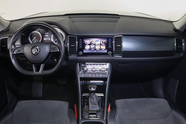 Skoda Kodiaq 1.5 TSI Business Edition 7-Persoons Trekhaak, Panoramadak, Camera, LED, Apple CarPlay/Android Auto