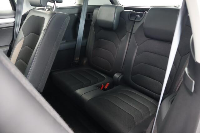 Skoda Kodiaq 1.5 TSI Business | 7 persoons | Trekhaak | Camera