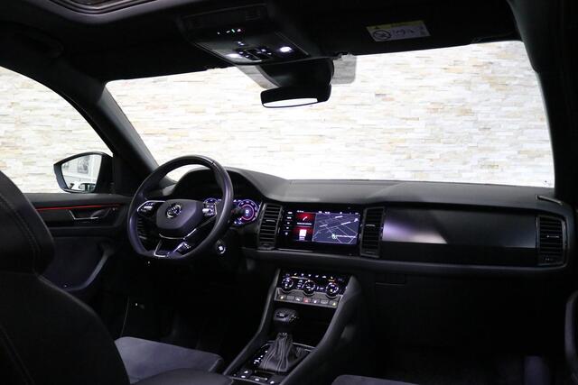 Skoda Kodiaq 1.5 TSI Sportline Business | Panoramadak | Virtual Cockpit | Camera | CANTON | ACC | Carplay | Electr. Stoel | Dodehoeksensoren | ORIG NL | Vol opties |