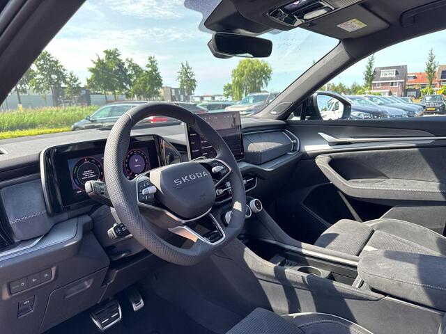 Skoda Kodiaq 1.5 TSI PHEV Sportline Business | 204 Pk | Pano Dak | Trekhaak | A-Camera | 20Inch |