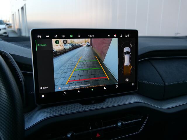 Skoda Kodiaq 1.5 TSI PHEV Sportline Business 204 Pk Automaat Navi / DAB / Camera / Apple Carplay / Keyless