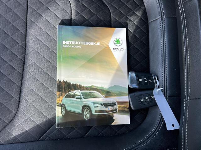 Skoda Kodiaq 1.5 TSI Business Edition / AUTOMAAT/ PANODAK/ NAVI/ LED/ PARK. SENSOREN + CAMERA/ CLIMA/ 18"LMV