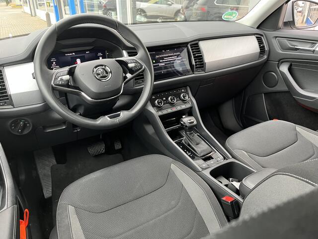 Skoda Kodiaq 1.5 TSI Ambition / AUTOMAAT/ KEYLESS/ DIGITAL DASH/ CRUISE/ SMARTLINK/ NAVI/ PARK. SENSOREN/ CLIMA/ STOELVERWARMING
