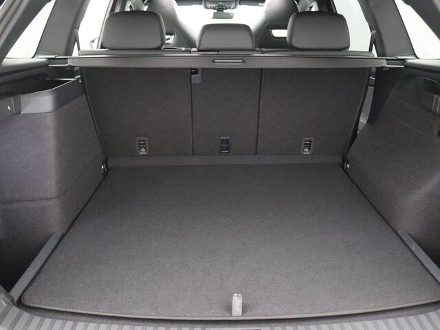 Skoda Kodiaq 1.5 TSI PHEV Sportline Business 204PK DSG Pano-schuifdak, matrix led, trekhaak, Canton sound, adaptive cruise, side assist, stoelverwarming voor & achter, stuurwielverwarming, keyless, alarm, 20" lichtmetaal