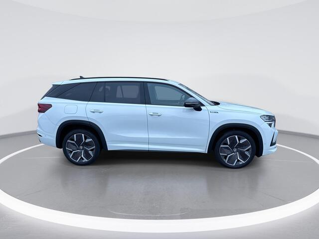 Skoda Kodiaq 1.5 TSI 204pk DSG PHEV Sportline Business · Panoramadak · CANTON Audio · 360gr. camera · Elektrische stoelverstelling · Achterbank verwarmd · 20'' inch · Apple/Android Car Play · Garantie t/m 24-11-2028 of 100.000km