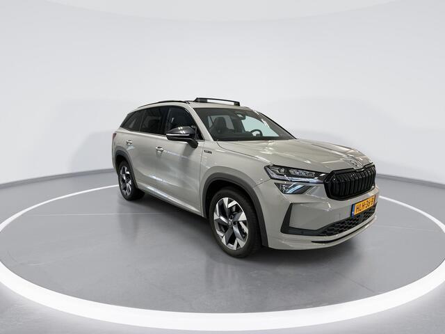 Skoda Kodiaq 1.5 TSI 204pk DSG PHEV Sportline Business · Panoramadak · Camera · Inklap. Trekhaak · Canton Audio · Elek. Verstelbare Stoelen + Geheugen · Side Assist · Keyless · Garantie t/m 13-05-2029 of 100.000km