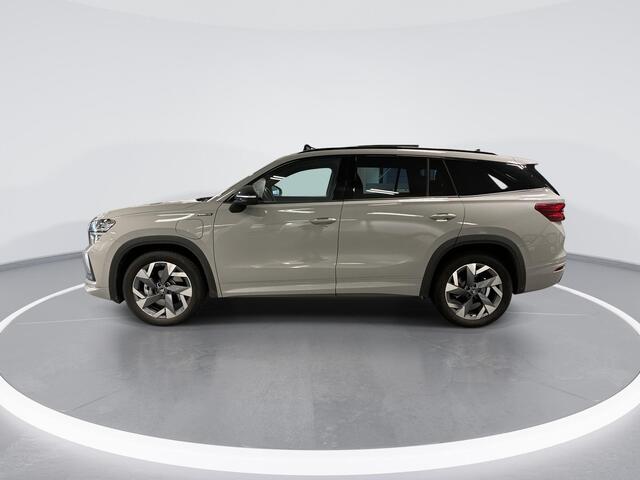 Skoda Kodiaq 1.5 TSI 204pk DSG PHEV Sportline Business · Panoramadak · Camera · Inklap. Trekhaak · Canton Audio · Elek. Verstelbare Stoelen + Geheugen · Side Assist · Keyless · Garantie t/m 13-05-2029 of 100.000km