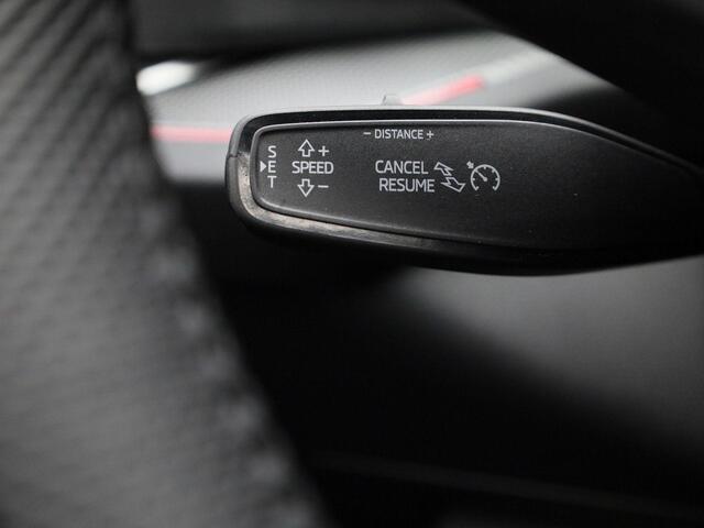 Skoda Kodiaq 1.5TSI/150PK PHEV Sportline DSG · Trekhaak · Panoramadak · Camera + Parkeersensoren · Garantie t/m 24-02-2030 of 60.000KM