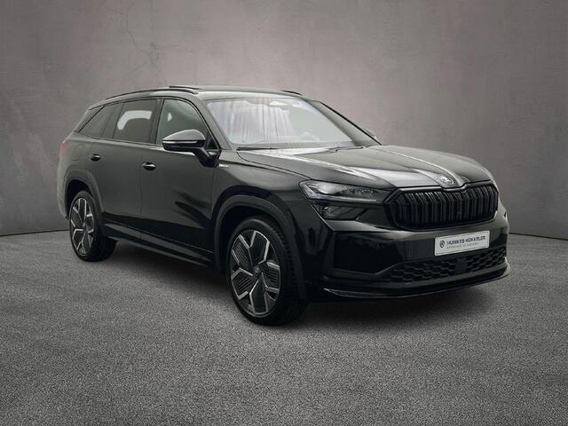 Skoda Kodiaq 1.5 TSI PHEV Sportline Business 204pk DSG Automaat, Trekhaak, Panoramadak, Adaptive cruise control, Stoelverwarming, Achterbank verwarmd, Elektrische achterklep, LED matrix koplampen, Navigatie, Verwarmde voorruit