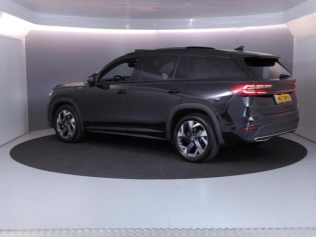 Skoda Kodiaq 1.5 TSI PHEV Sportline Business 204 pk Automaat (DSG) | Verlengde garantie | Navigatie | Trekhaak (wegklapbaar) | Achteruitrijverwarming | Stoelverwarming v/a |