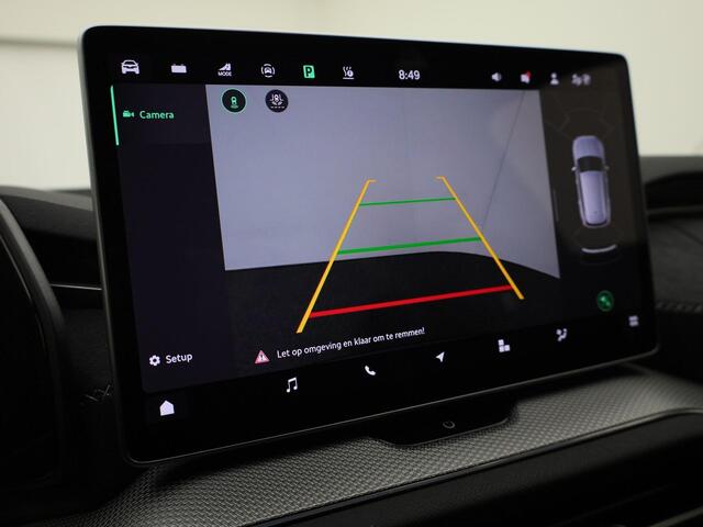 Skoda Kodiaq 1.5TSI 204pk PHEV Sportline DSG · Navigatie · Camera + Parkeersensoren · Apple/Android Car Play · achterbank verwarmd · Garantie t/m 26-05-2029 of 60000km.