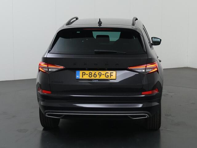 Skoda Kodiaq 1.5 TSI Sportline Business 7p. | Sportstoelen | Lederen Interieur | Navigatie | Ele.verstelbare stoelen + geheugen | Live Cockpit | DAB | Apple CarPlay/Android Auto | Camera | Stoel/Stuurverwarming | Adaptieve Cruise Control | Trekhaak Wegklapbaar |