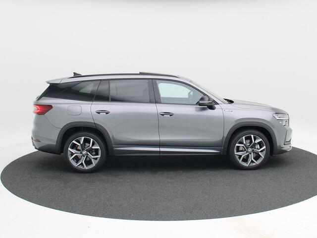 Skoda Kodiaq 1.5 TSi 204 Pk Automaat PHEV Sportline Business | Panoramadak | Trekhaak | Full LED | 20 Inch | Stuur- & Stoelverwarming | Camera | Adaptive Cruise