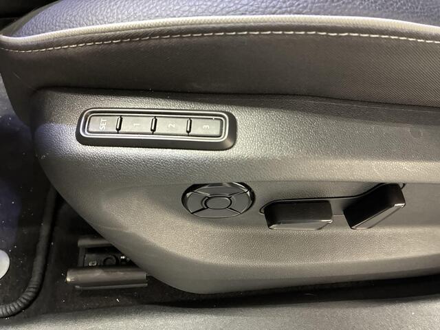 Skoda Kodiaq 1.5 TSI 204pk DSG PHEV Sportline Business · Panoramadak · Wegklapbare Trekhaak · Elek. Voorstoelen · Camera · Keyless · Canton Audio · 19'' Inch · Garantie t/m 10-06-2029 of 100.000km