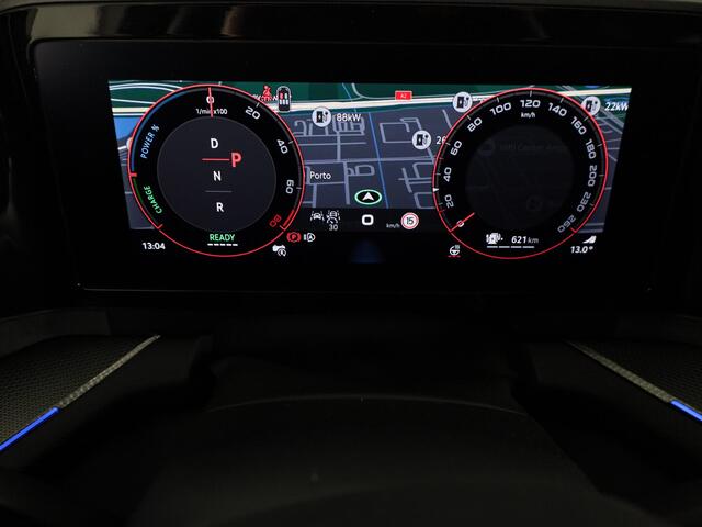 Skoda Kodiaq 1.5 TSI PHEV Sportline Business 204pk | 20 inch | Trekhaak | Panoramadak | Winter pakket | Blind Spot | Adaptive Cruise | Stoelverwarming | Camera | Light & View