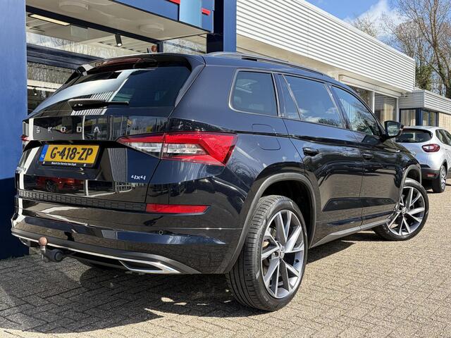 Skoda Kodiaq 2.0 TSI 4x4 Sportline Business / Automaat / 1e-Eigenaar / Open-Panodak / Alcantara / Canton Premium-Audio / Adaptieve Control-Control / Stoelverwarming / Elektr.-Stoelen met Geheugen / Apple-Carplay & Android-Auto / Elektr.-Wegklapbare Trekhaak / Dodehoek