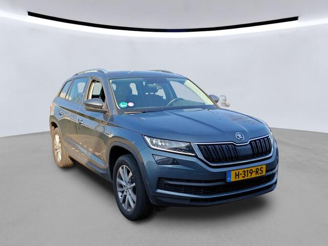 Skoda Kodiaq 1.5 TSI 150pk Business Edition Sunset Navigatie / Camera / 18"LM velgen / A-Klep elektrisch / PDC / Clima / LED verlichting