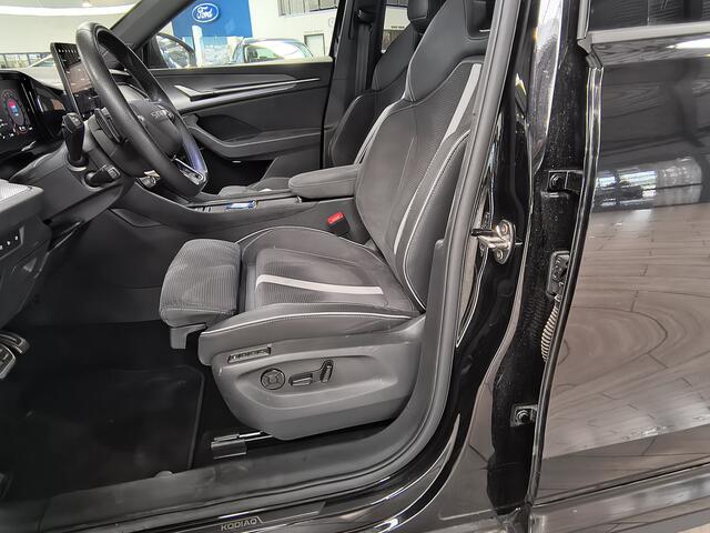 Skoda Kodiaq 1.5 TSI PHEV 204 pk Sportline | Stoelverw. | Stuurverw. | El. a. klep | El. verst. stoel + geh. | LED | 19" | Keyles entry |