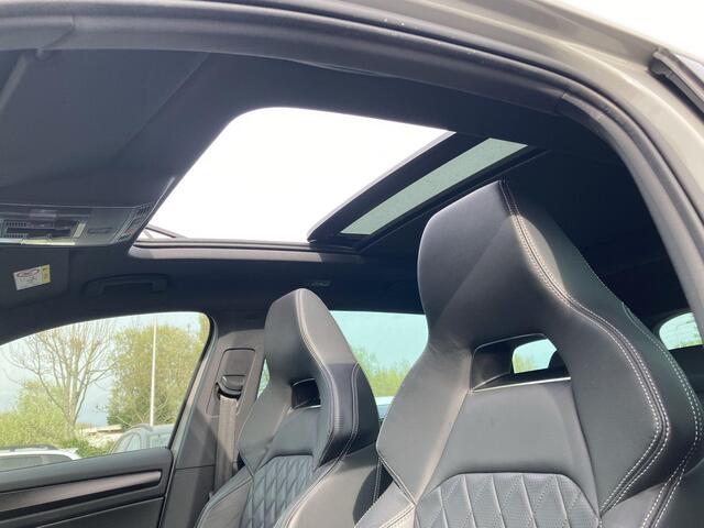 Skoda Kodiaq 1.5TSI/150PK Sportline Business DSG · Panoramadak · Leder · Trekhaak · Camera · Apple/Android Car Play ·