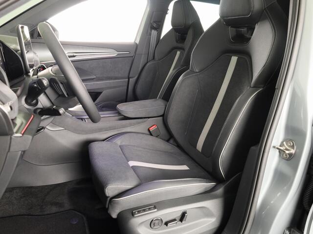 Skoda Kodiaq Sportline Business PHEV 1.5 TSI 204pk DSG | Panoramadak | Wegklapbare trekhaak | 20 inch lichtmetalen velgen| Winter pakket | Verwarmbare vooruit