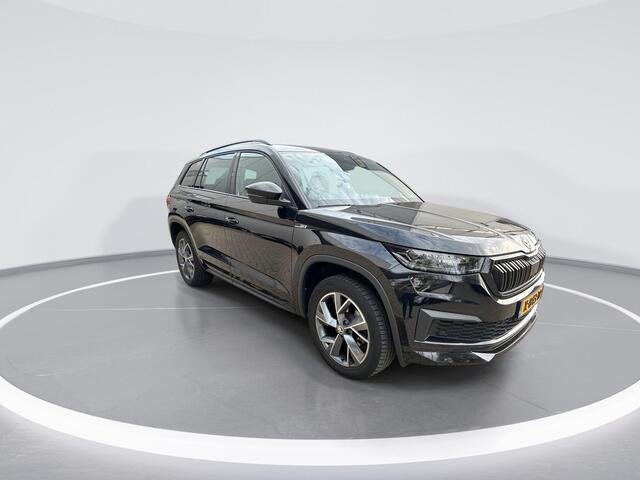Skoda Kodiaq 1.5 TSI 150pk DSG Sportline Business · Camera · Inklap. Trekhaak · Matrix LED · Elek. Stoel + Geheugen · Apple/Android Car Play · Keyless · Garantie t/m 22-02-2028 of 100.000km