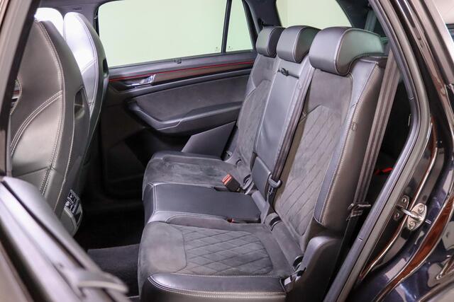 Skoda Kodiaq 1.5 TSI Sportline Business 7-Persoons, Panoramadak, Trekhaak, Memory, Stuurverwarming!