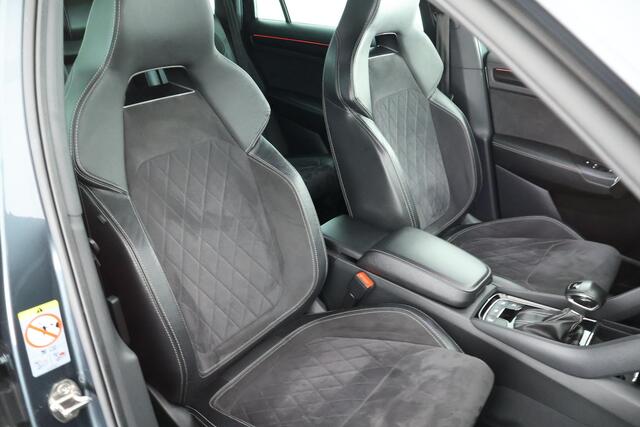 Skoda Kodiaq 1.5 TSI 150pk DSG Sportline Business Trekhaak Camera Keyless Stoelverwarming Virtual Cockpit Navigatie