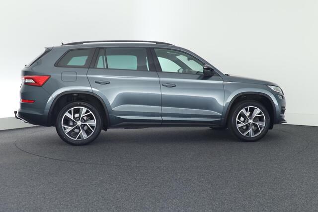 Skoda Kodiaq 1.5 TSI 150pk DSG Sportline Business Trekhaak Camera Keyless Stoelverwarming Virtual Cockpit Navigatie