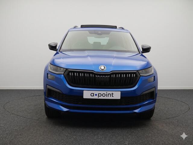 Skoda Kodiaq 1.5 TSI Sportline Business 7p. Automaat | Schuifkanteldak | Camera | PDC voor & achter | Trekhaak | Stoel en stuurverw. | Apple Carplay of Android Auto | Elektr stoel met geheugen | Navigatie