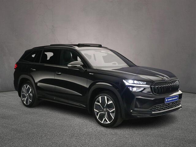 Skoda Kodiaq Sportline Business 1.5 TSI PHEV 204pk DSG Automaat Trekhaak, Panoramadak, Adaptive cruise control, Navigatie, LED matrix koplampen, Elektrische achterklep