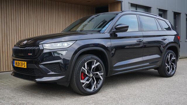 Skoda Kodiaq 2.0 TSI 245pk VRS 7-Zits DSG RS-Seats Pano.Dak Stuur/Stoelv.w. Trekhaak 20inch LM Sfeerverlichting RS Mode *Unieke Skoda* 62561km!