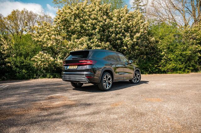 Skoda Kodiaq 1.5 TSI PHEV Sportline | PANO | TREKHAAK | 20" | DYNAMIC CHASSIS