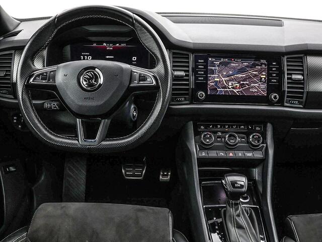 Skoda Kodiaq 1.5 TSI 150pk DSG Sportline · Camera · Panoramadak · Apple/Android Car Play · Elek Voorstoel · Wegklapbare Trekhaak · 19'' Inch ·