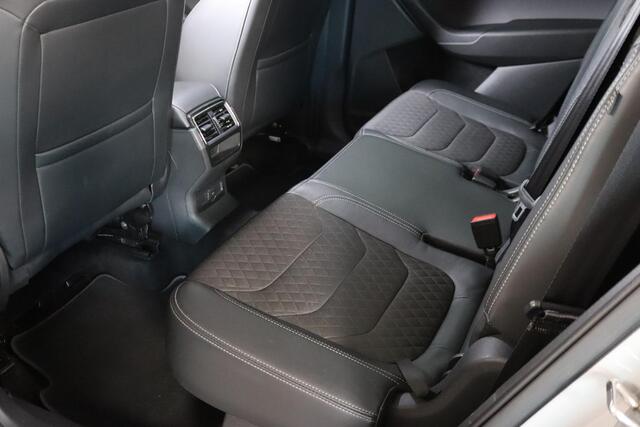 Skoda Kodiaq 1.5 TSI Business Edition, 7-Persoons, Trekhaak, Canton audio, Mooie kleur!