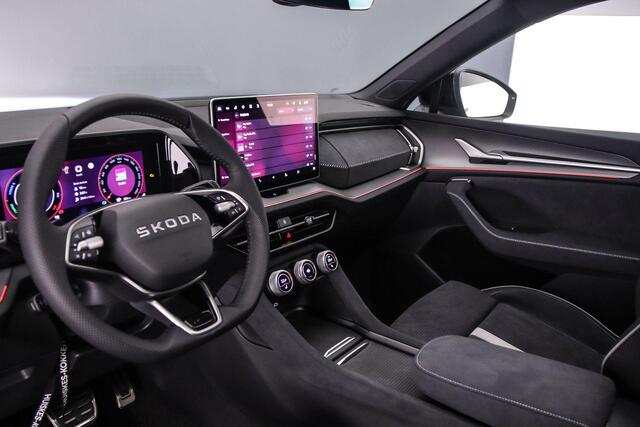 Skoda Kodiaq Sportline Business 1.5 TSI PHEV 204pk DSG Automaat Trekhaak, Panoramadak, Adaptive cruise control, Elektrische achterklep, LED matrix koplampen